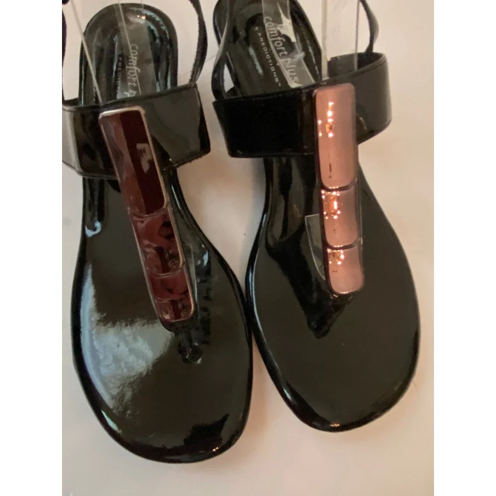 Comfort Plus by Predictions Sz 8.5 Black Patent T-Strap Wedge‎ Sandals Rose Gold